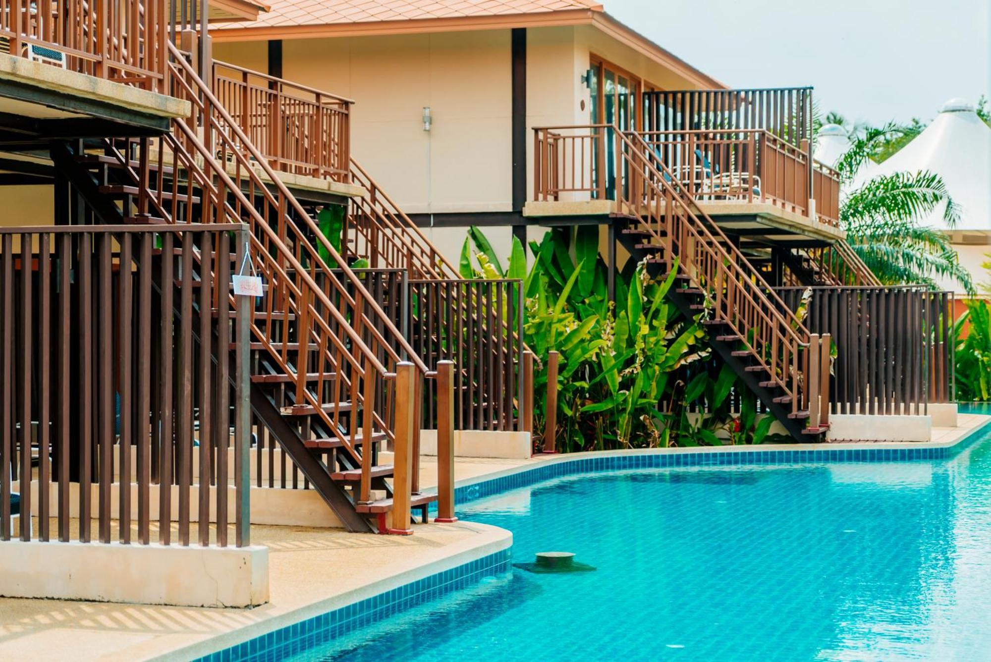 Blue Bay Resort - Access To Pool And Beach-Phuket & Krabi Ko Yao Yai Luaran gambar The swimming pool at the resort